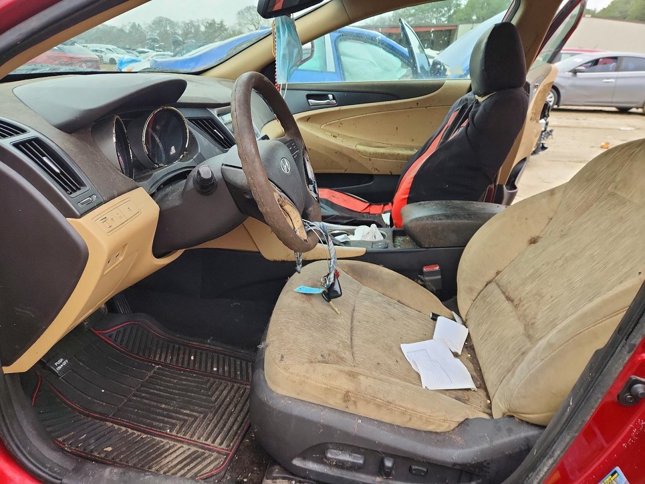 2013 HYUNDAI SONATA