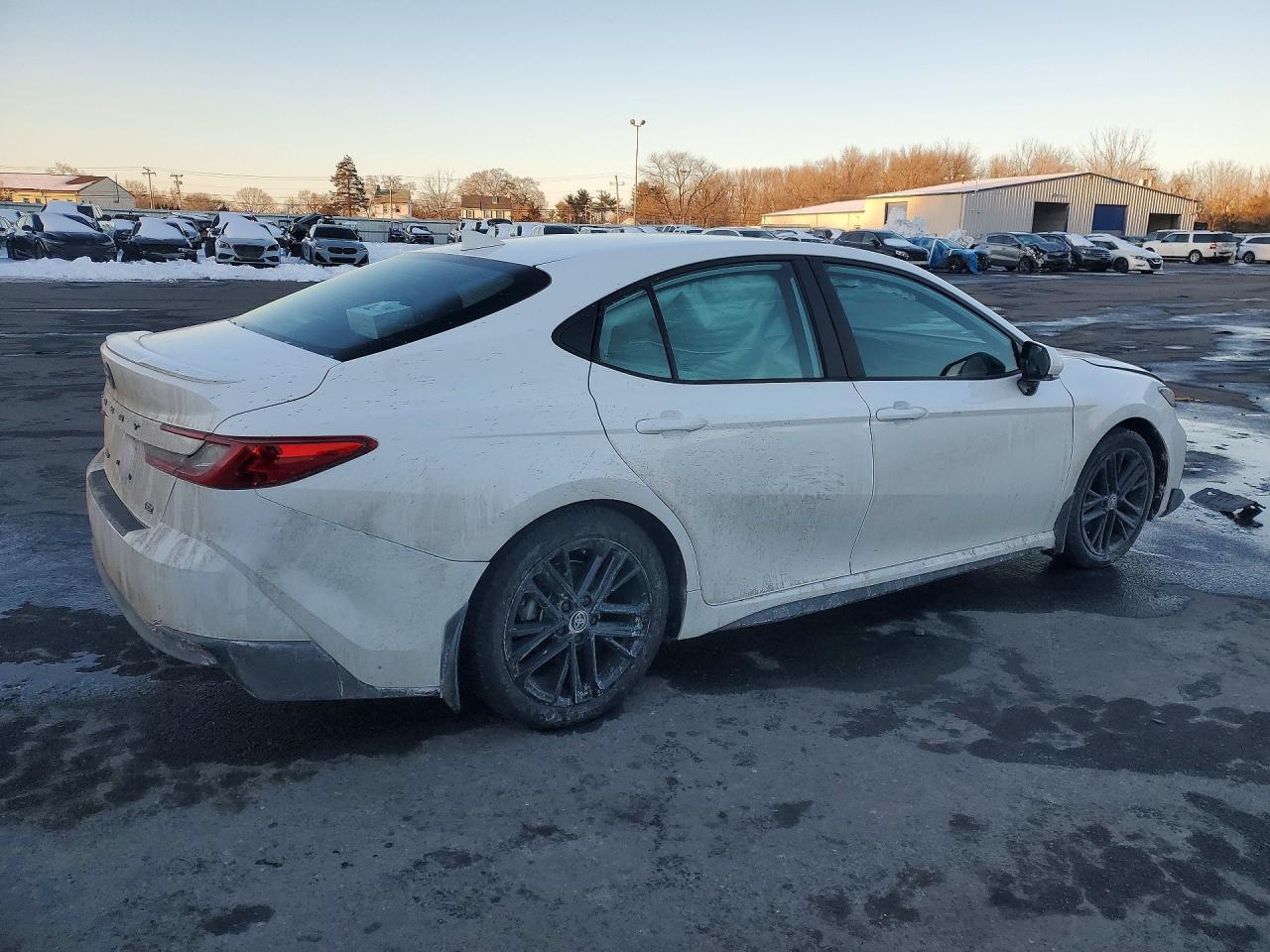 2025 TOYOTA CAMRY