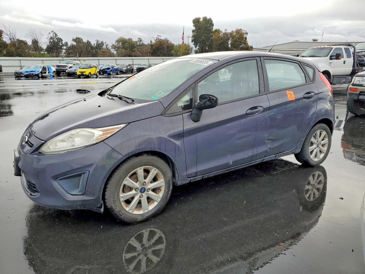 2013 FORD Fiesta