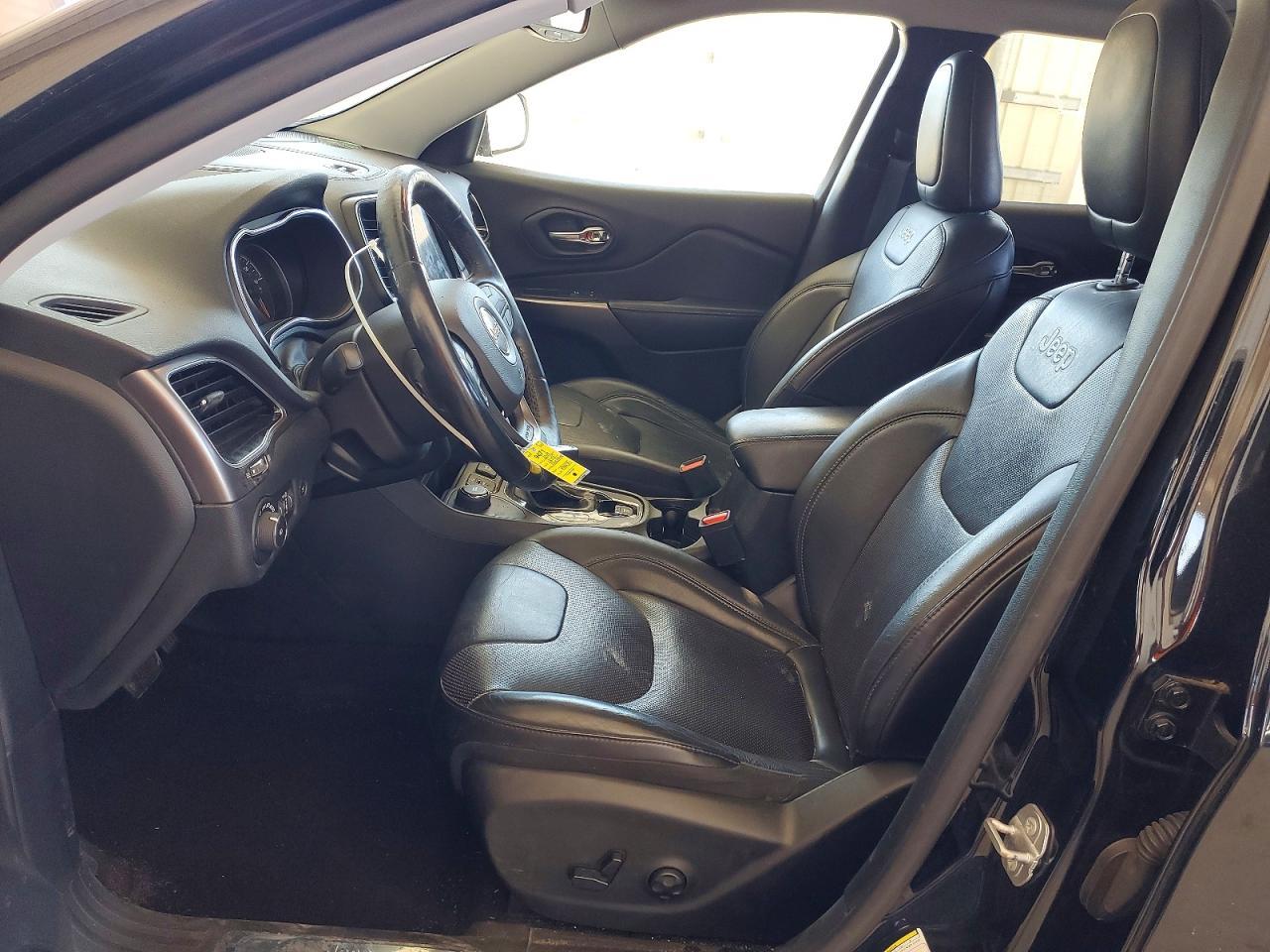 2019 JEEP CHEROKEE