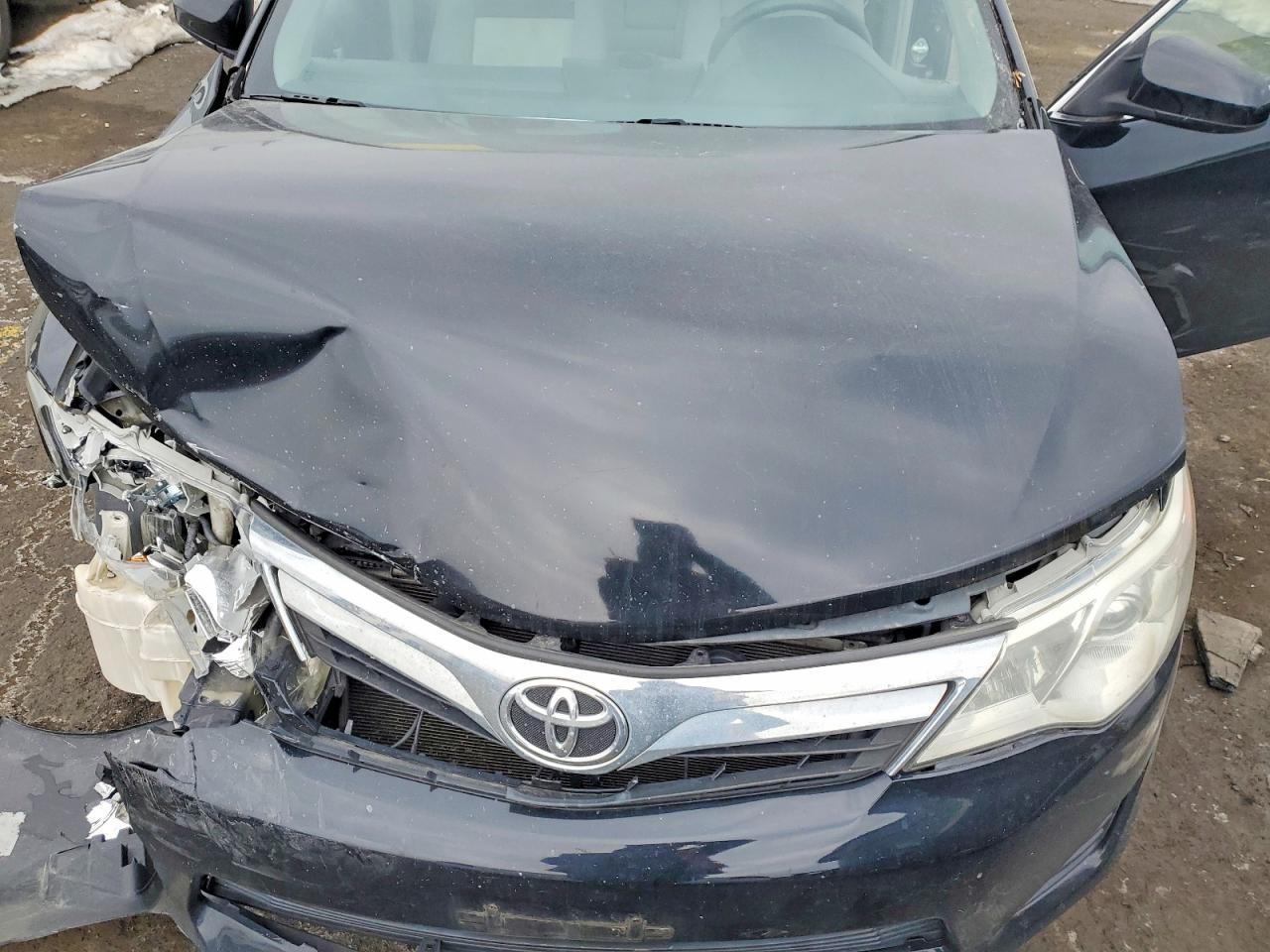 2013 TOYOTA CAMRY