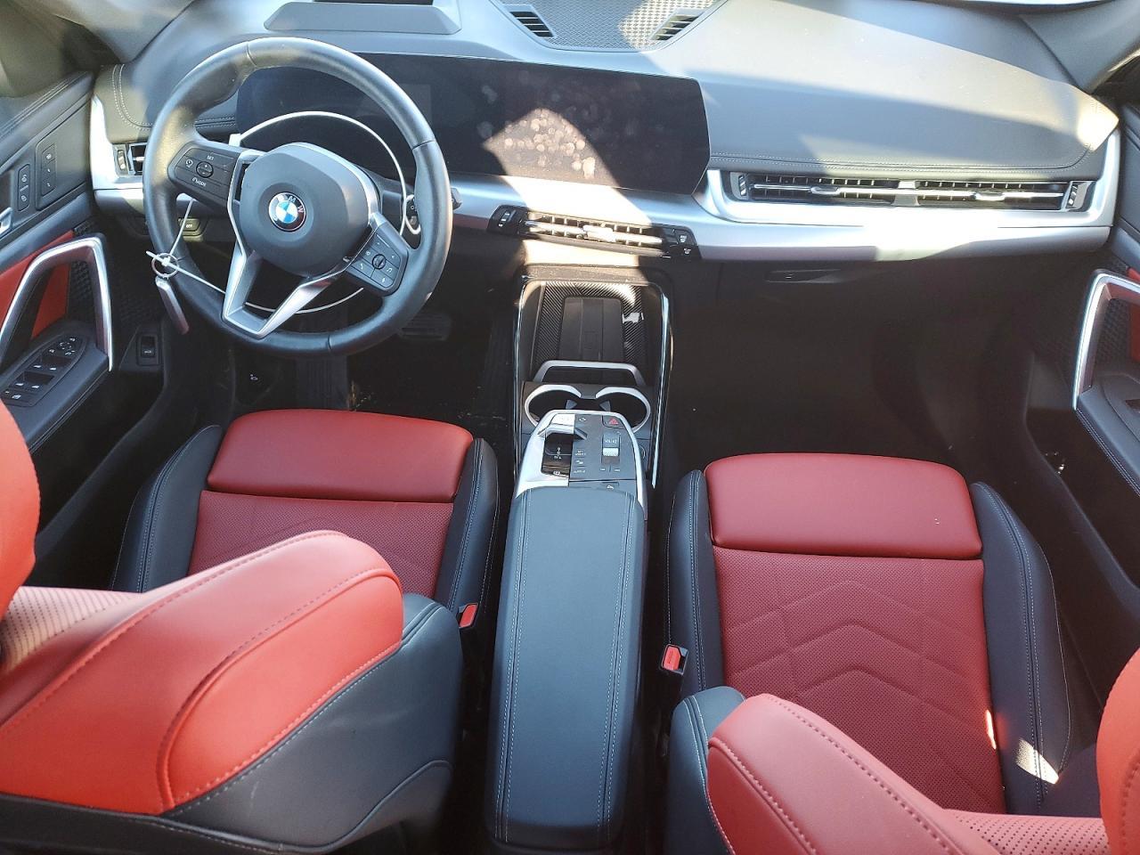 2025 BMW X1