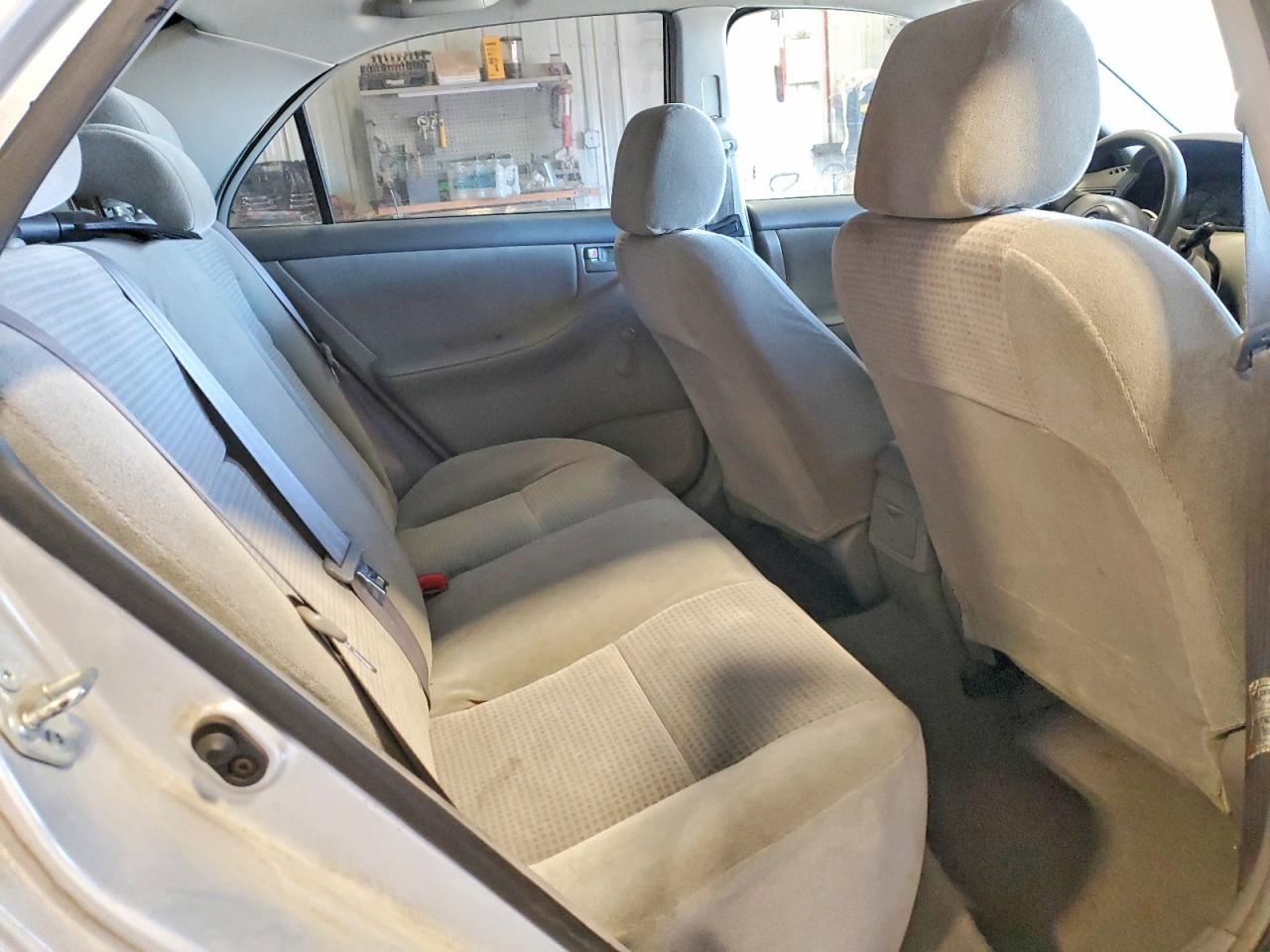 2005 TOYOTA COROLLA