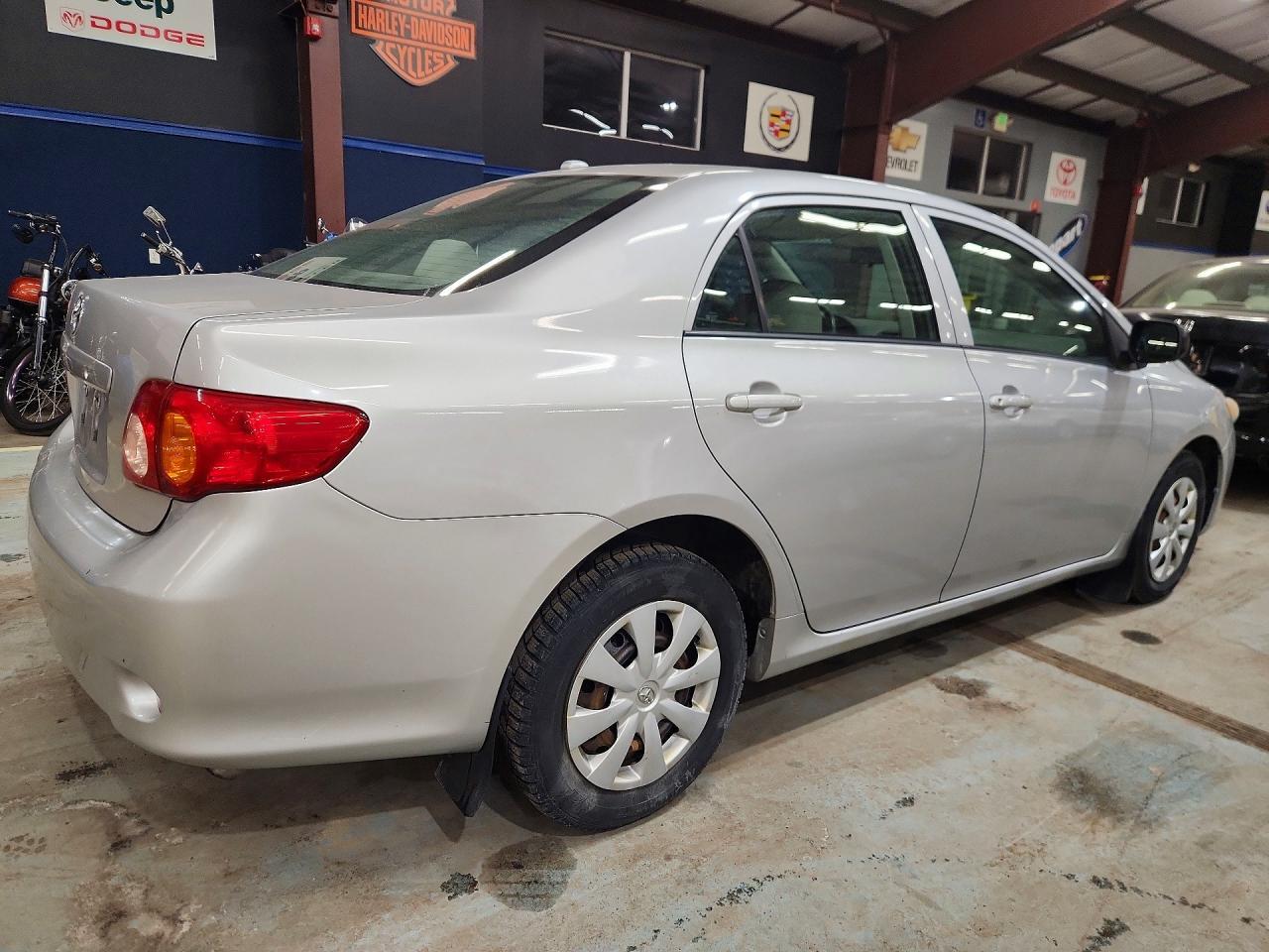 2009 TOYOTA COROLLA