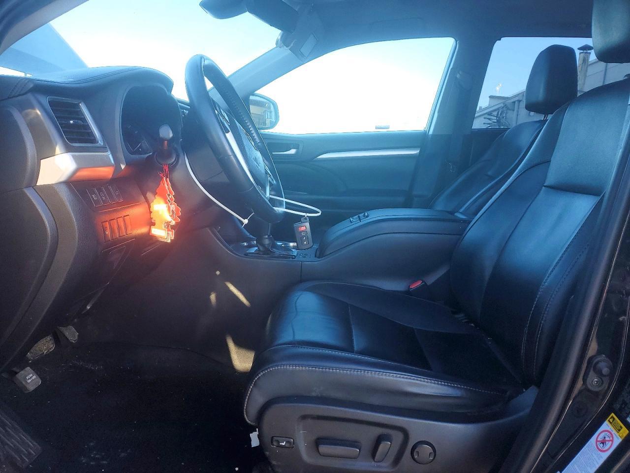 2019 TOYOTA HIGHLANDER