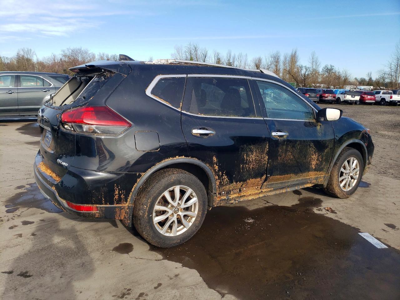 2018 NISSAN ROGUE