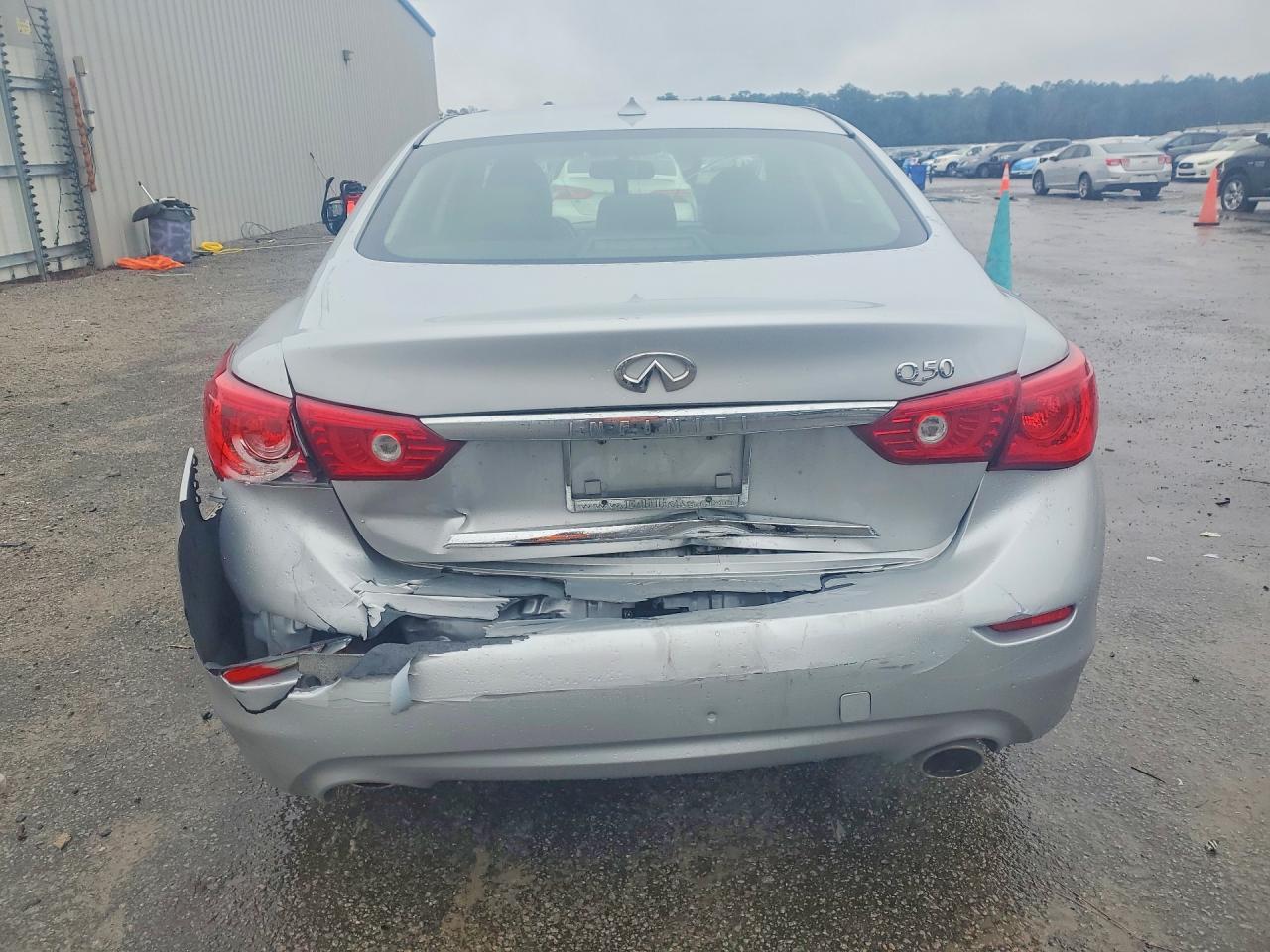 2014 INFINITI Q50