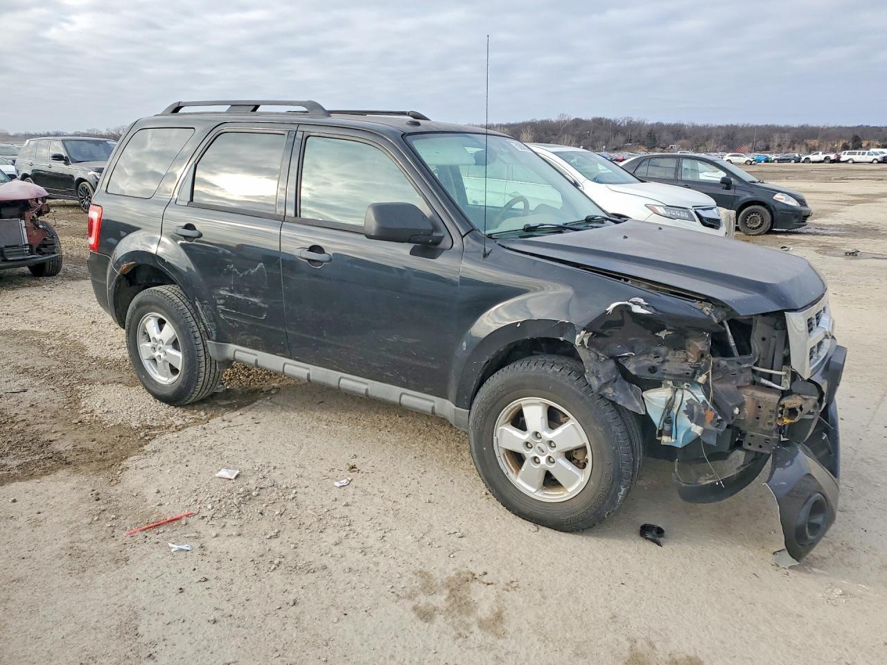 2010 FORD ESCAPE
