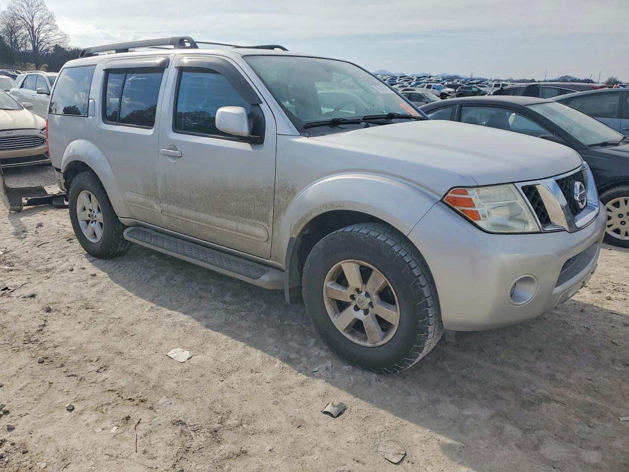 2012 NISSAN PATHFINDER