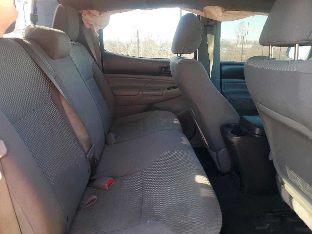 2015 TOYOTA TACOMA