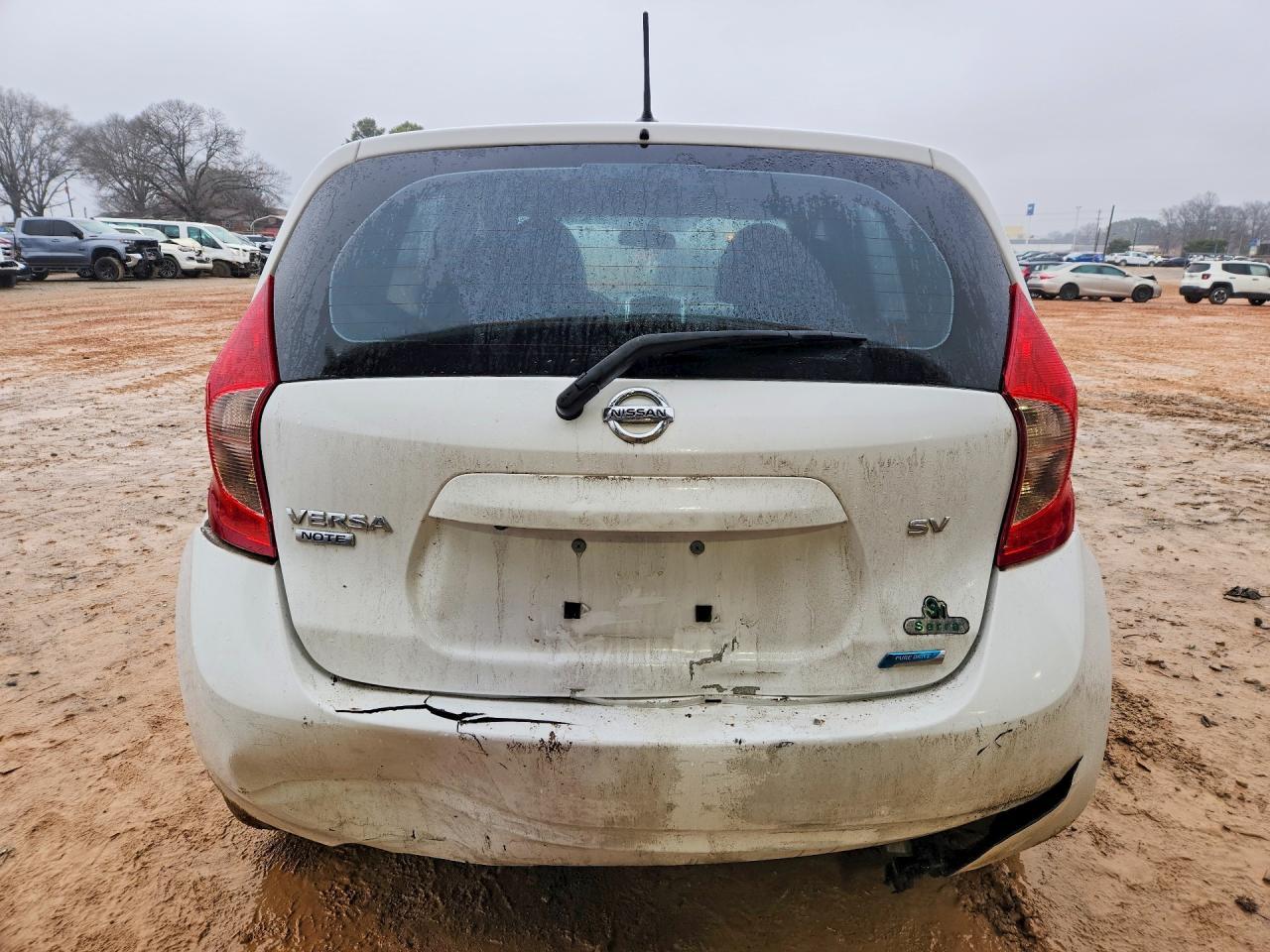 2015 NISSAN VERSA