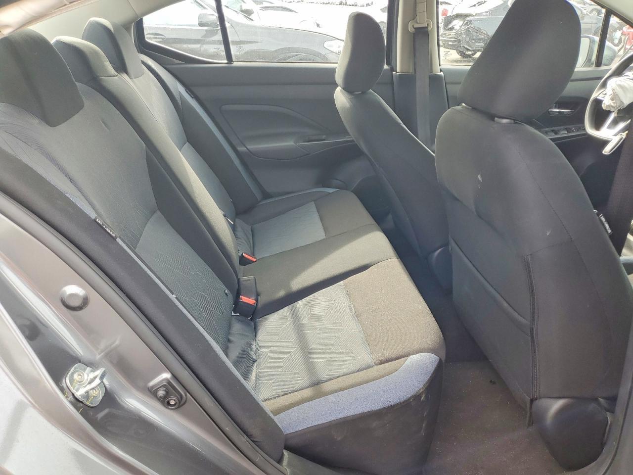 2025 NISSAN VERSA
