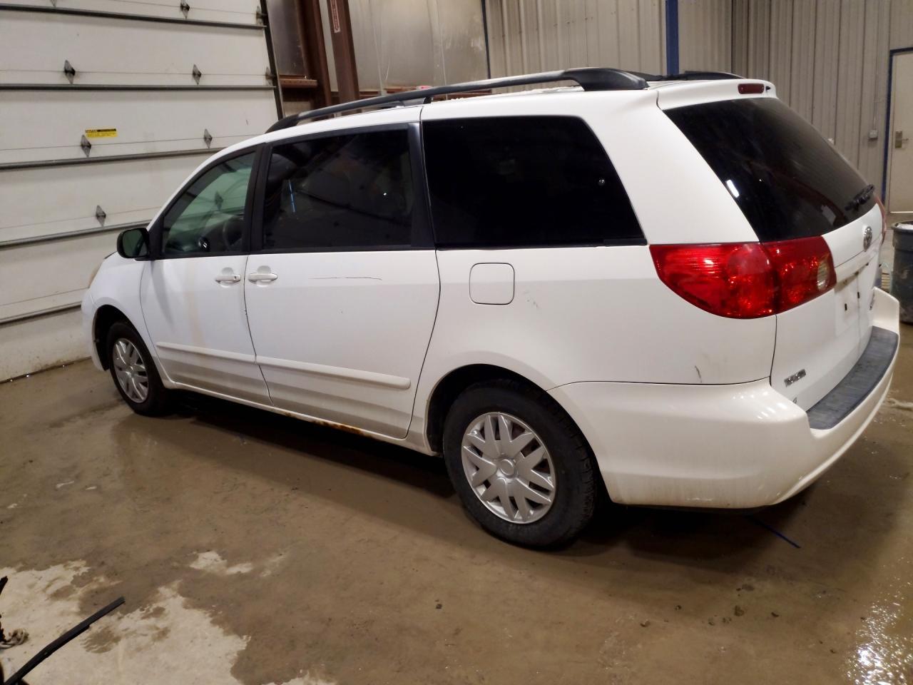 2007 TOYOTA SIENNA