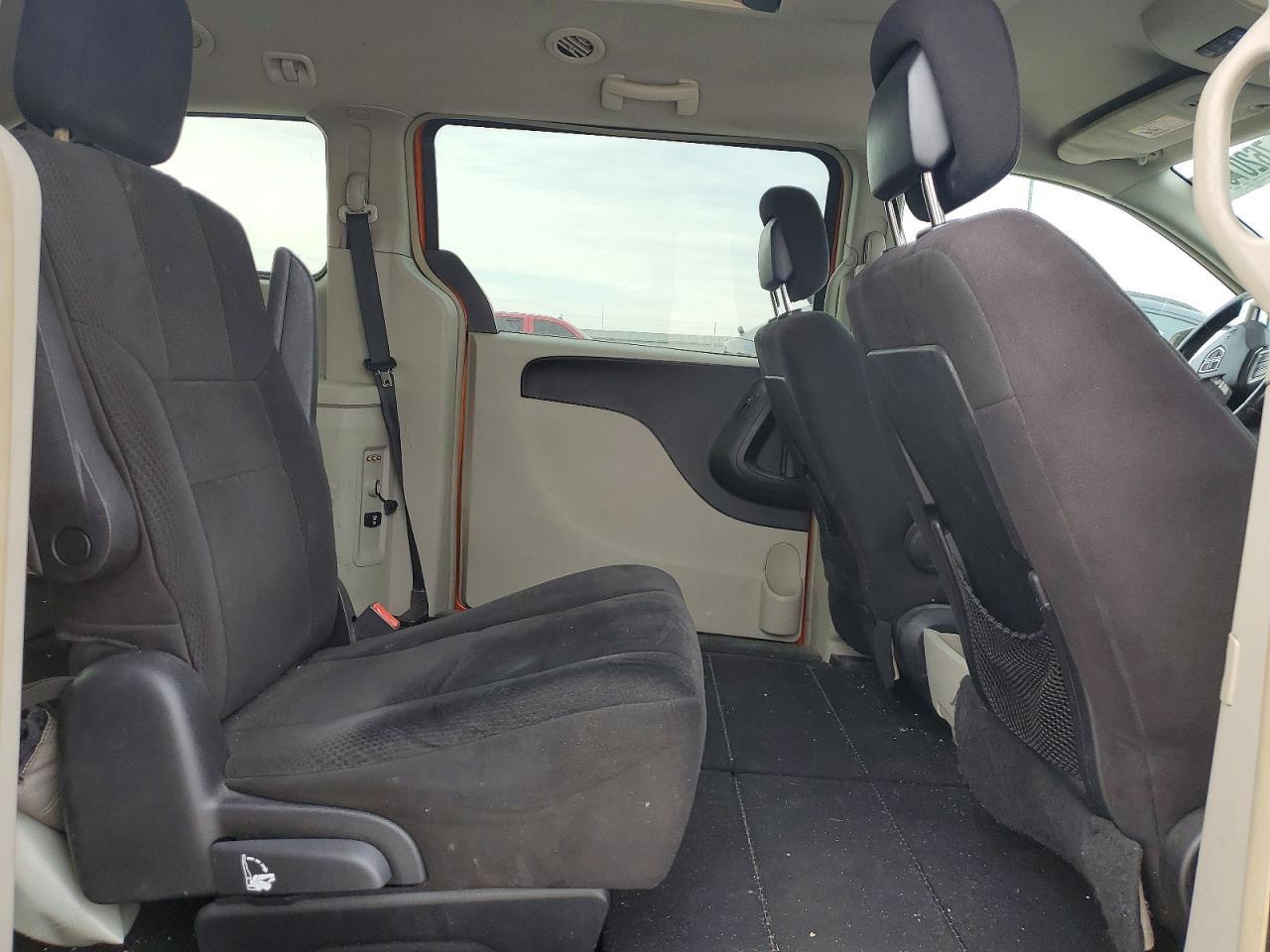 2011 DODGE GRAND CARAVAN