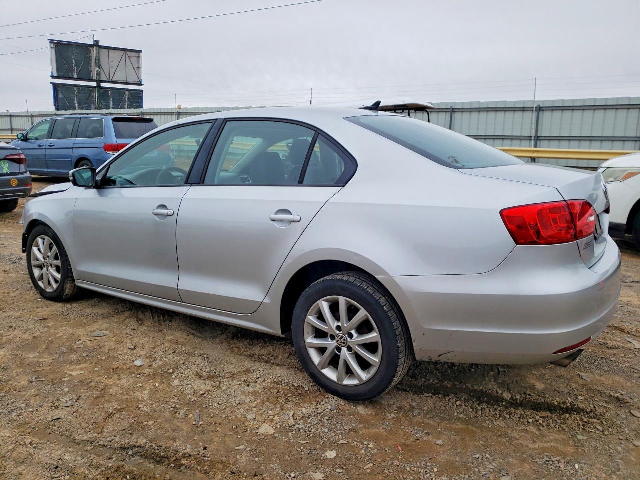 2012 VOLKSWAGEN JETTA