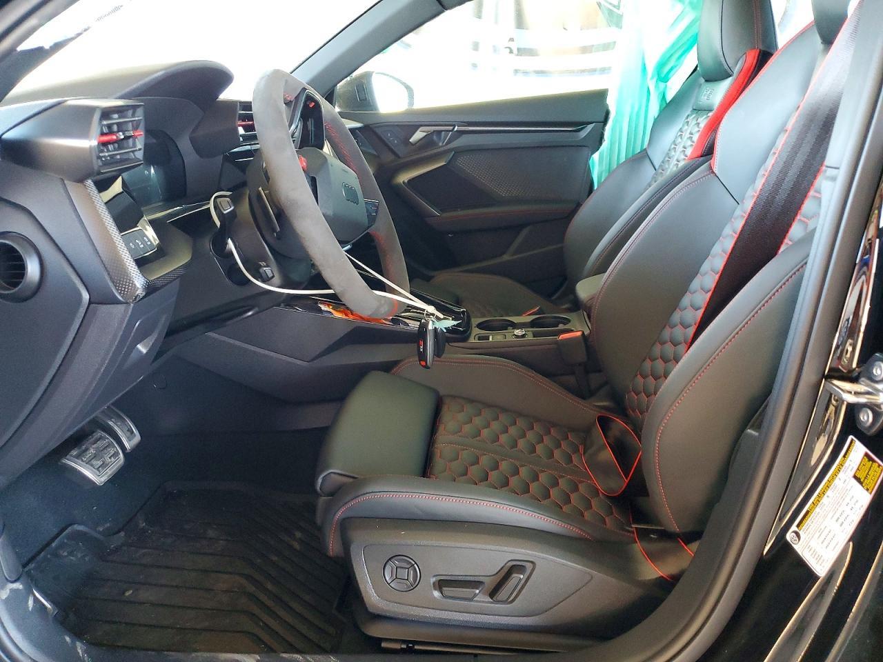 2025 AUDI RS3