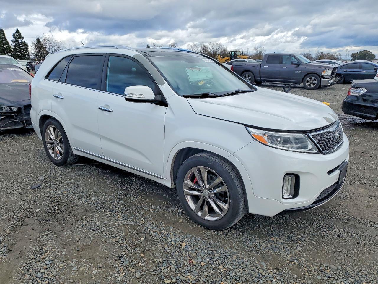 2015 KIA SORENTO
