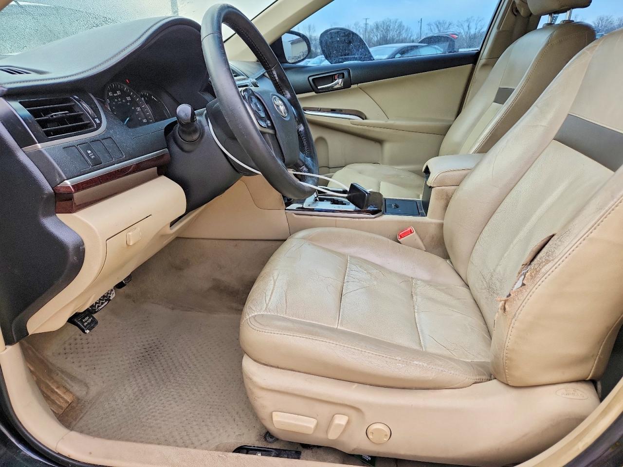 2012 TOYOTA CAMRY