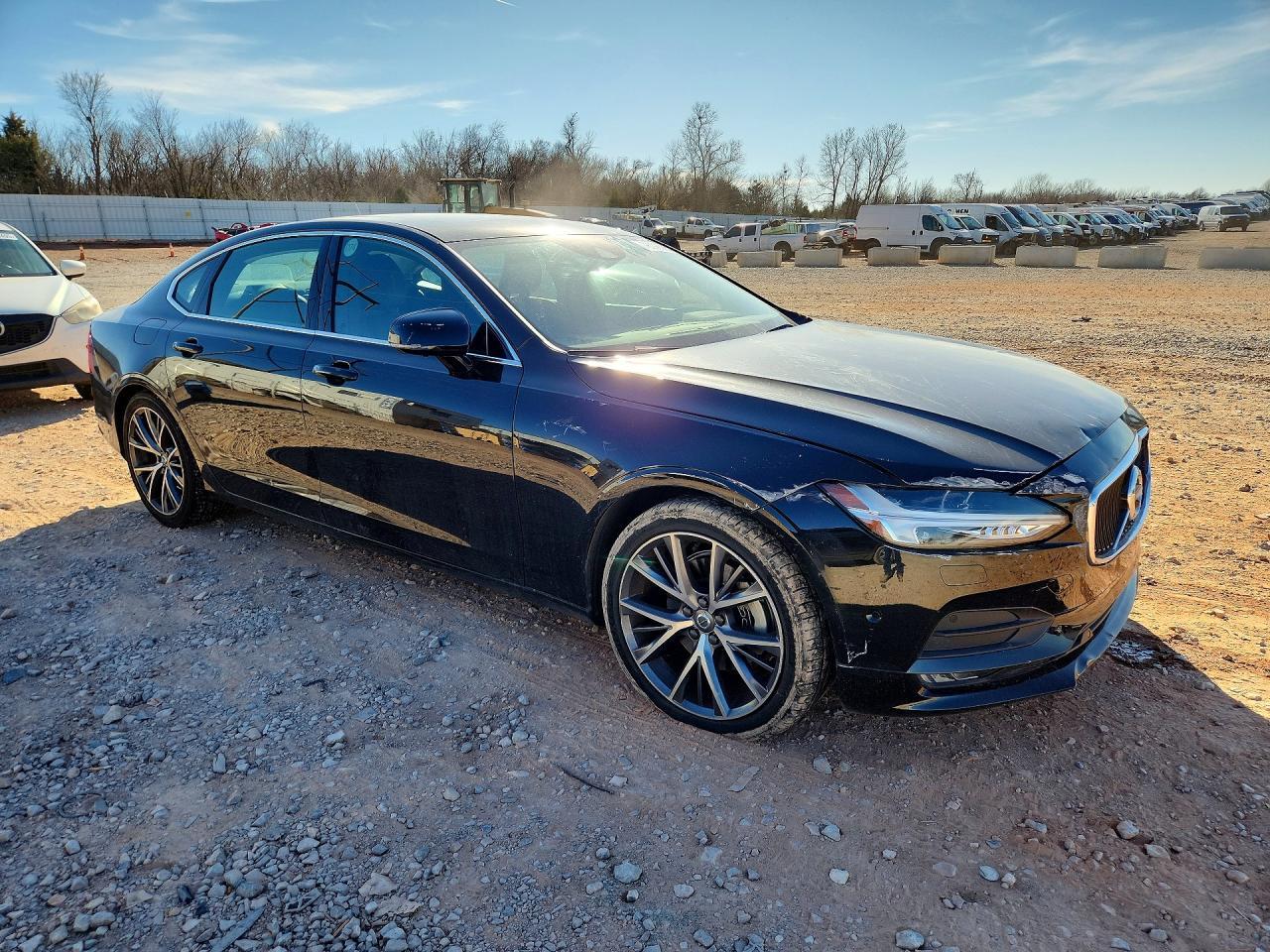 2018 VOLVO S90