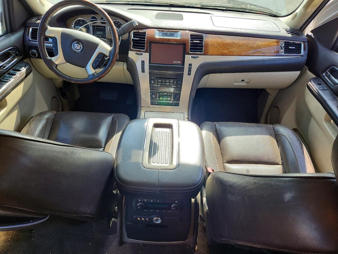 2014 CADILLAC Escalade ESV
