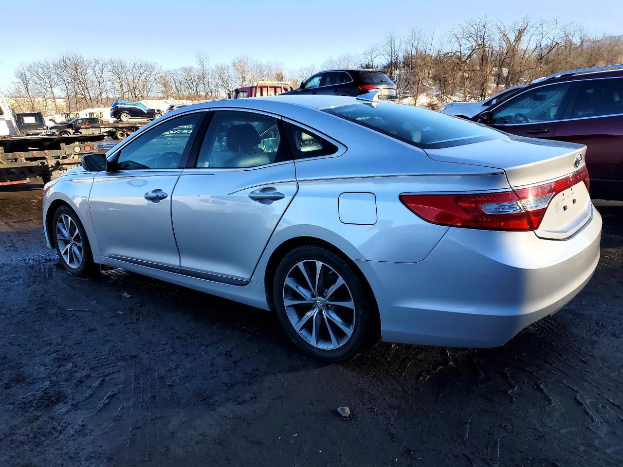 2016 HYUNDAI Azera