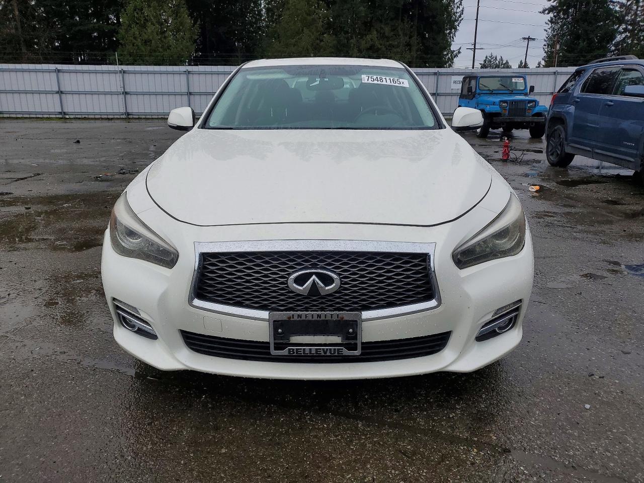 2016 INFINITI Q50