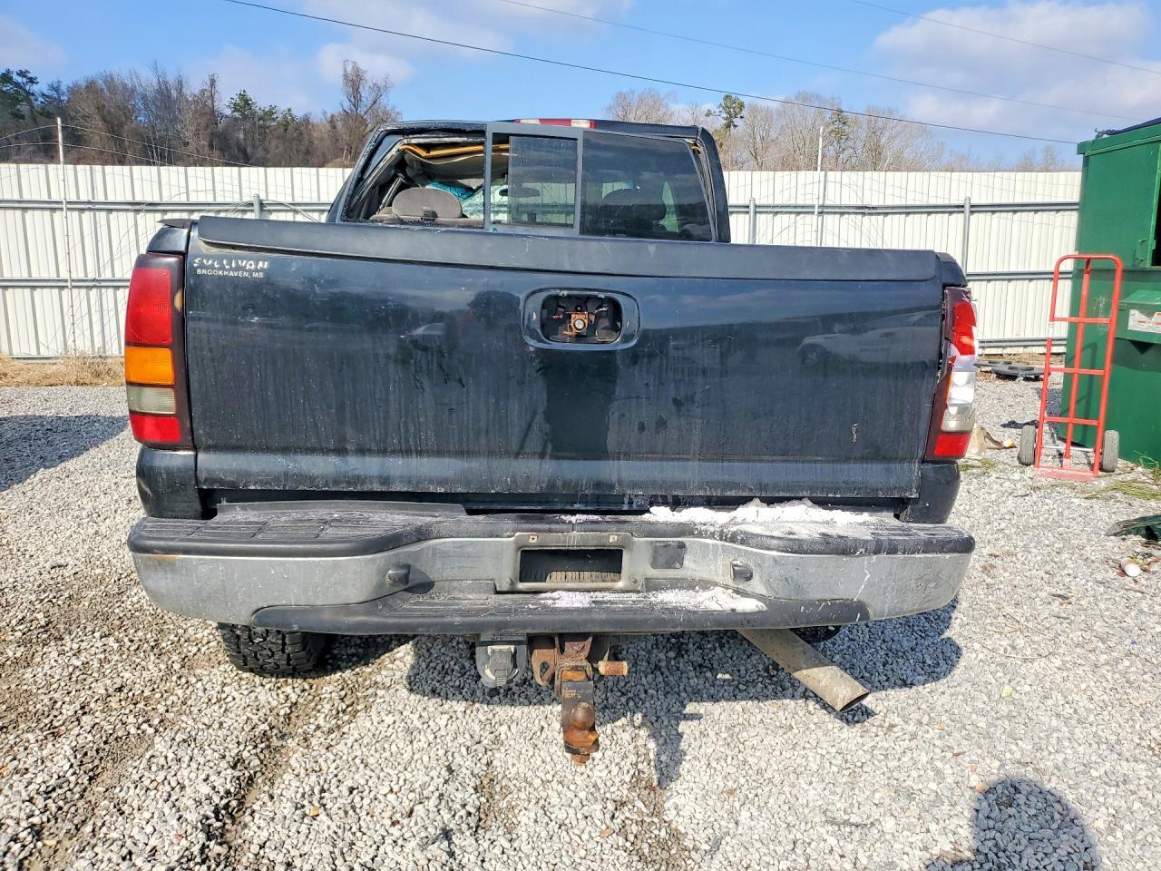 2005 GMC Sierra