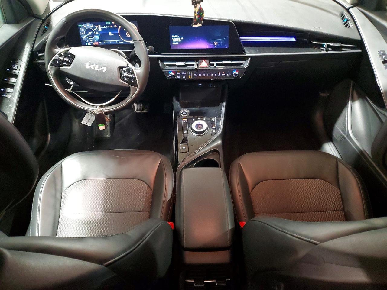 2023 KIA Niro