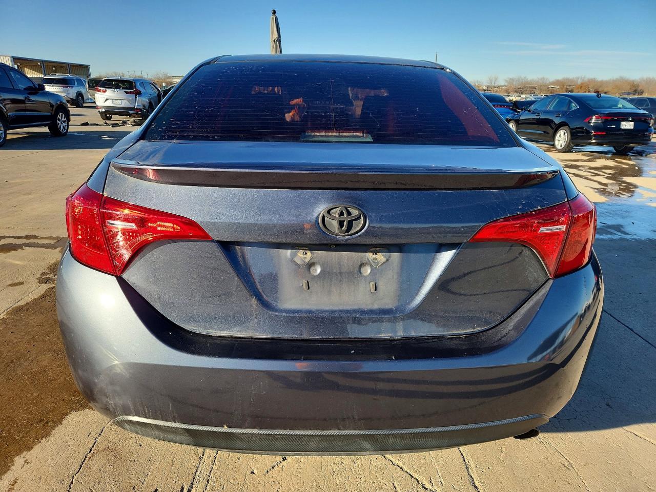 2018 TOYOTA COROLLA
