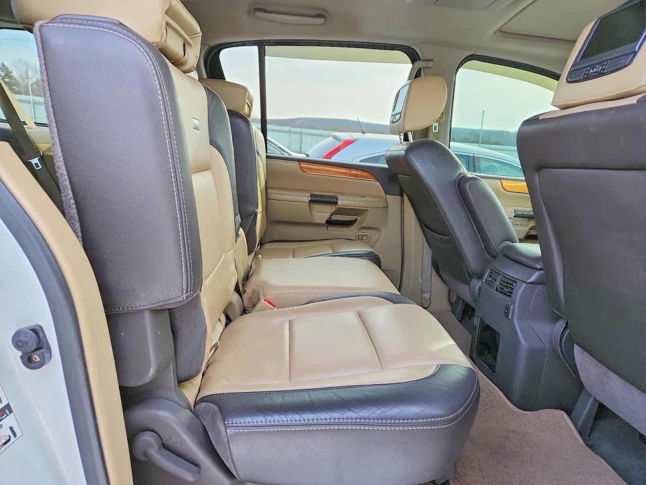 2014 NISSAN Armada