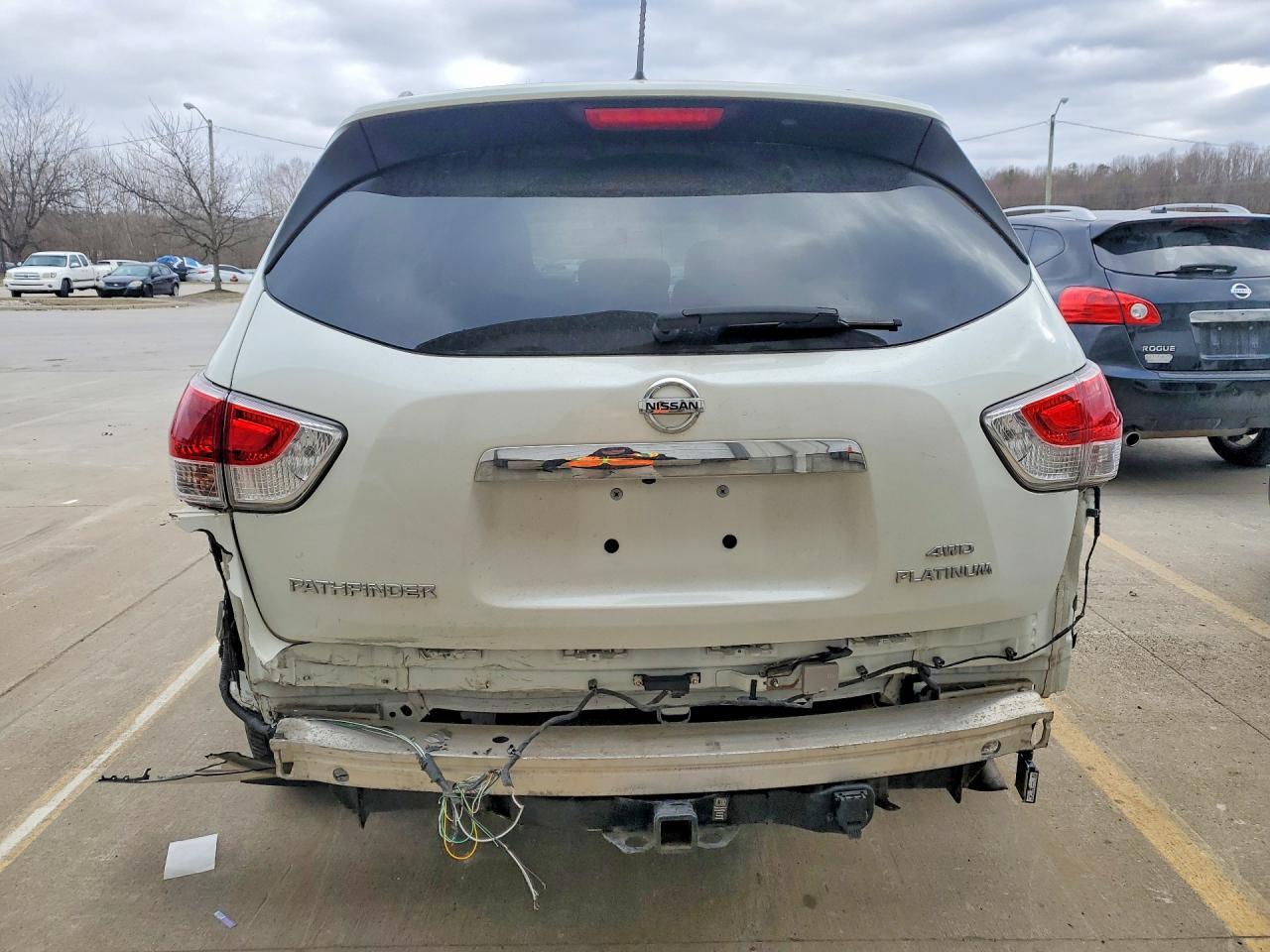 2015 NISSAN PATHFINDER