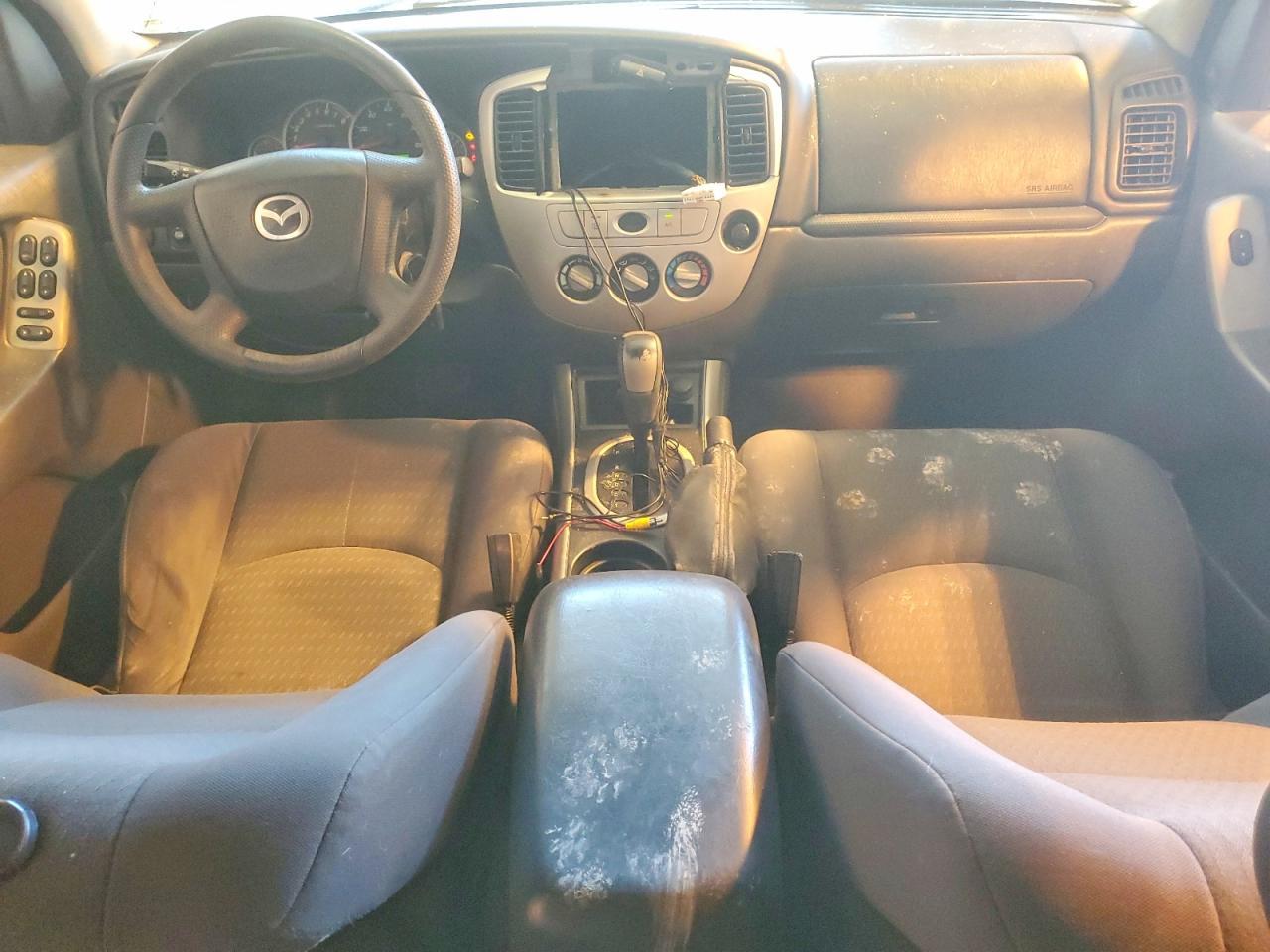 2005 MAZDA Tribute