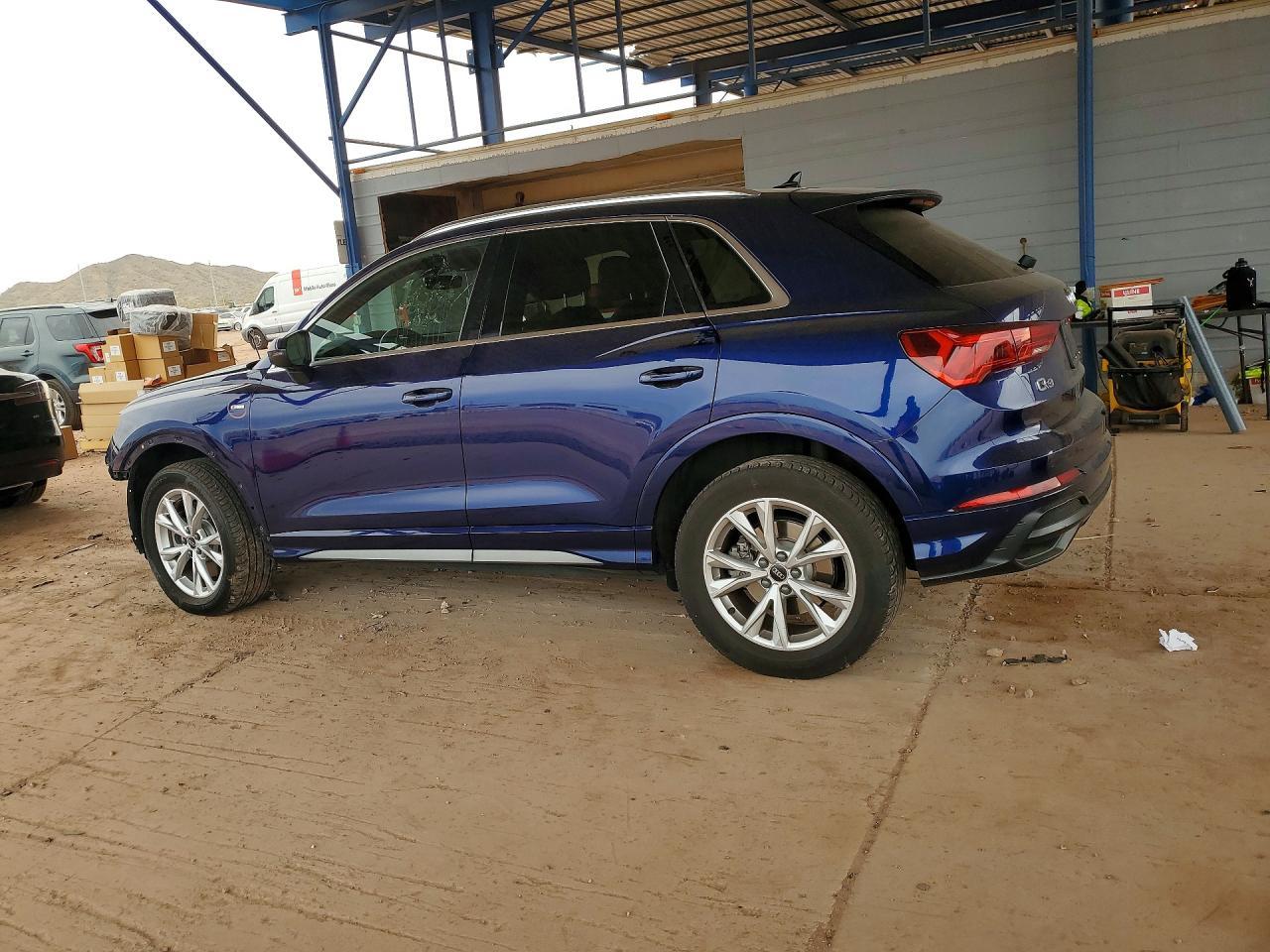 2022 AUDI Q3