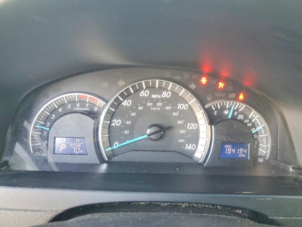 2014 TOYOTA CAMRY