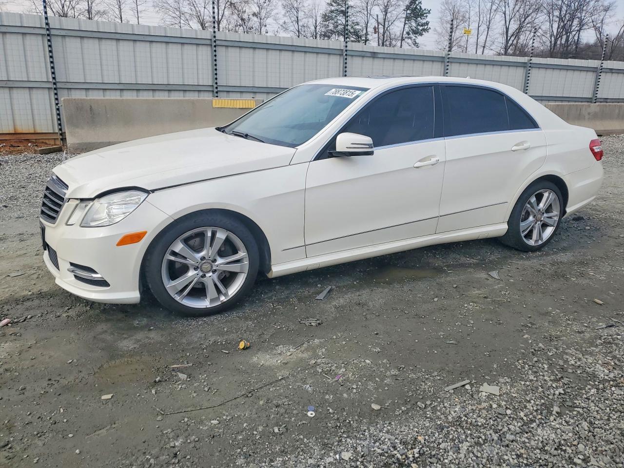 2013 MERCEDES-BENZ E-Class