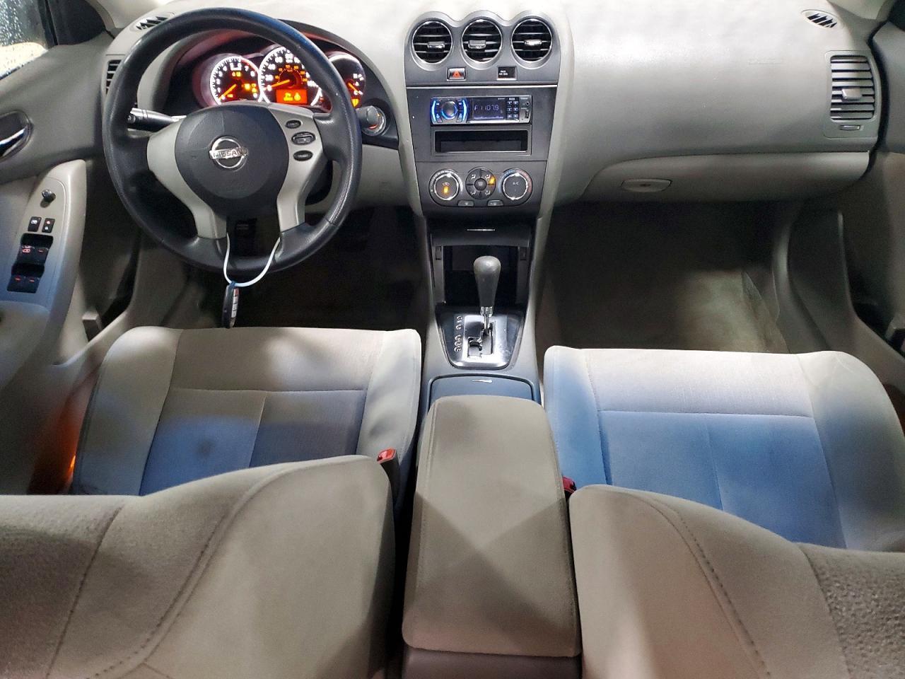 2010 NISSAN ALTIMA