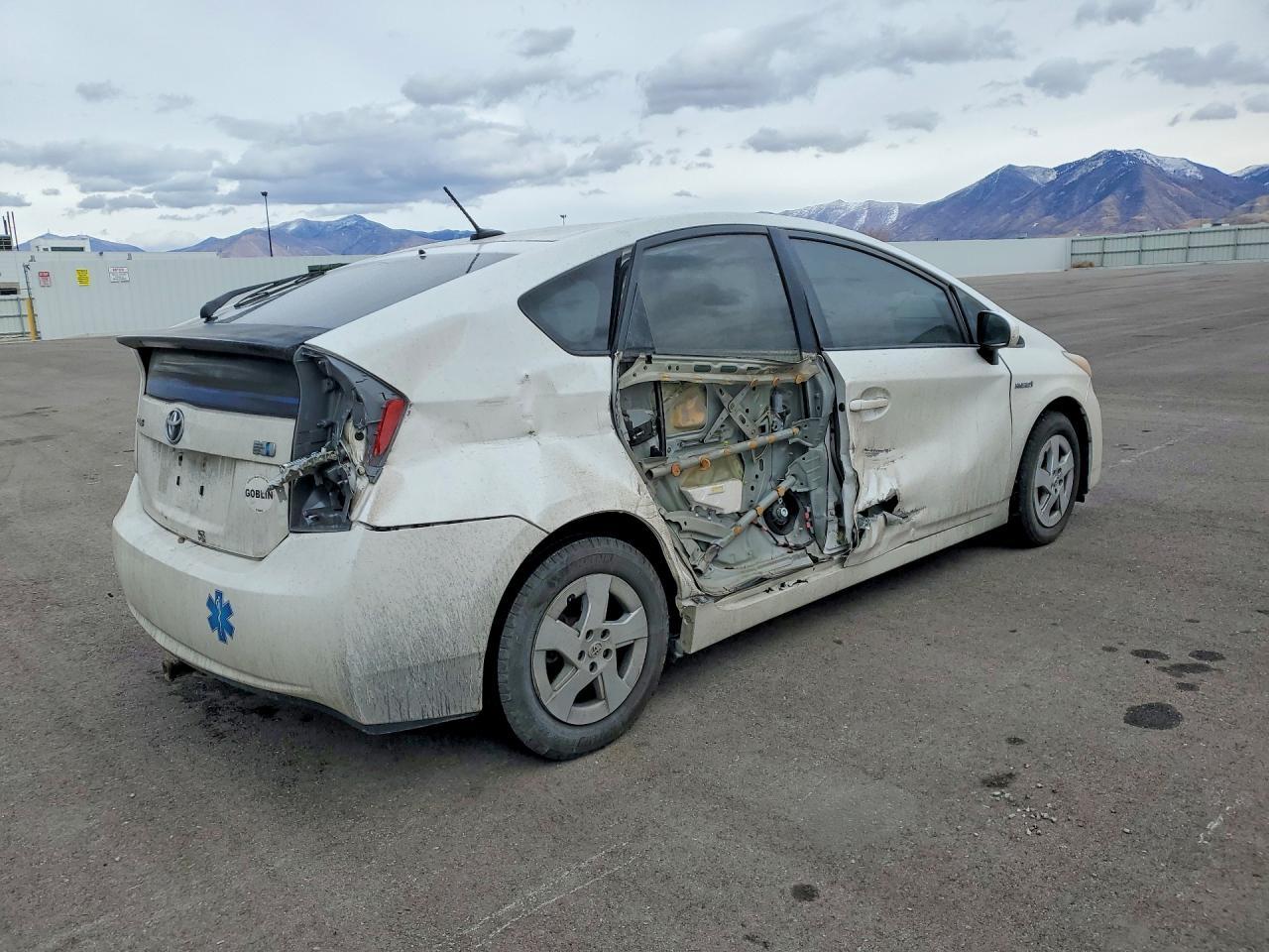2010 TOYOTA PRIUS