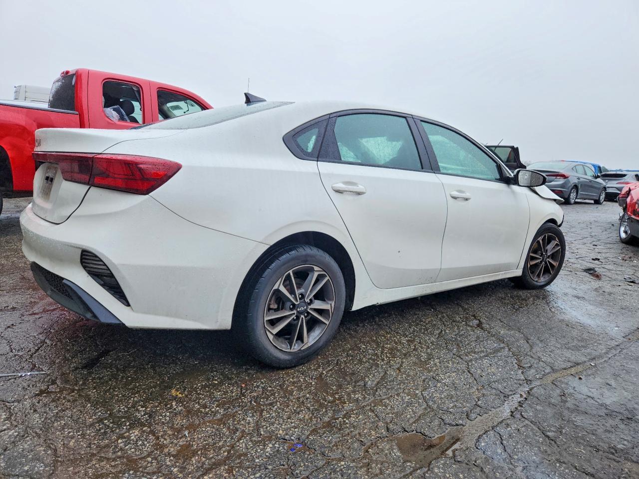 2023 KIA FORTE