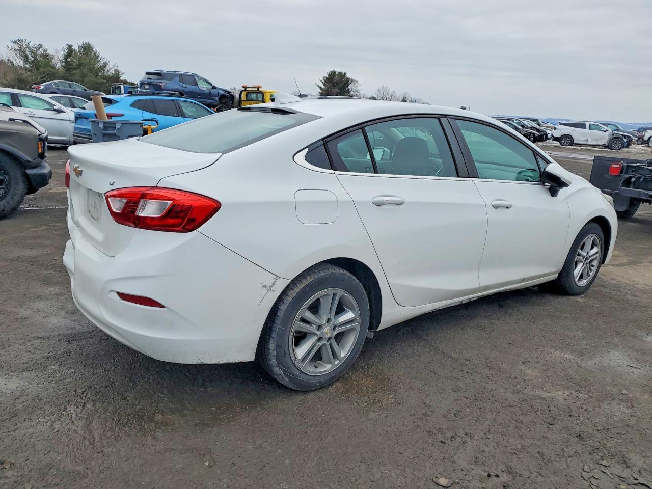 2016 CHEVROLET CRUZE