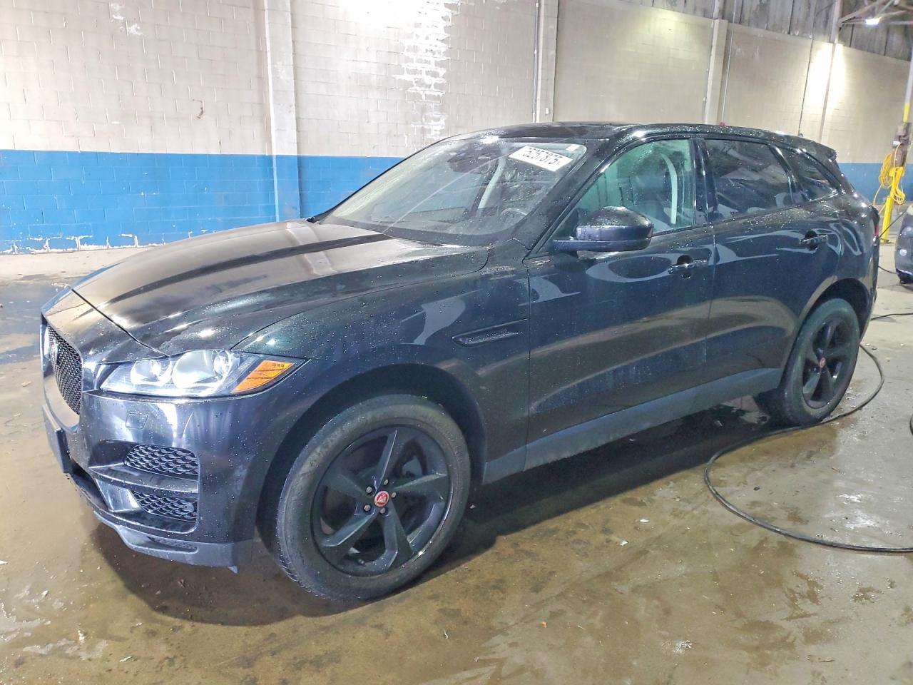 2017 JAGUAR F-Pace
