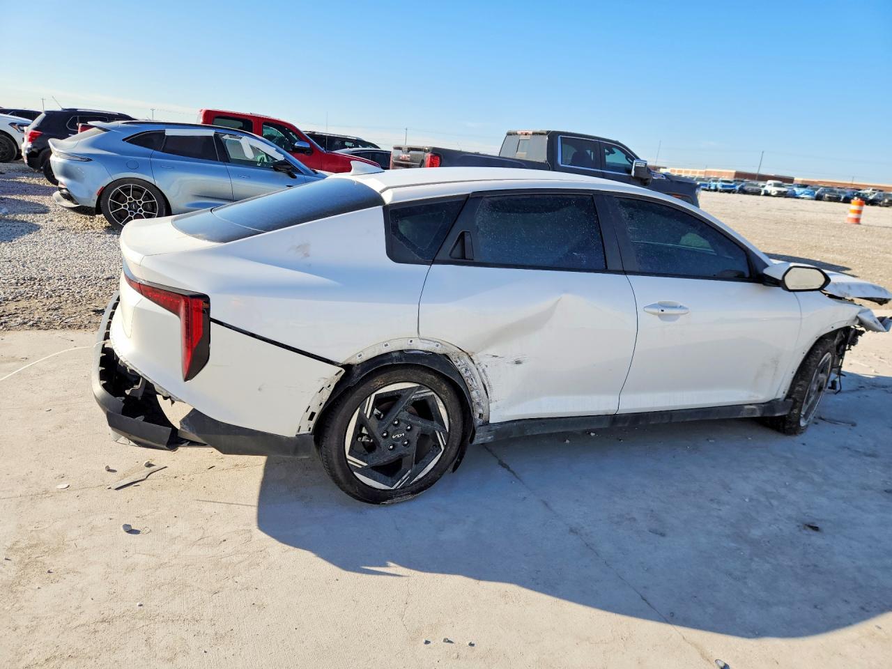2025 KIA K4