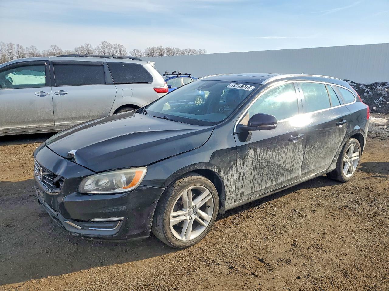 2015 VOLVO V60