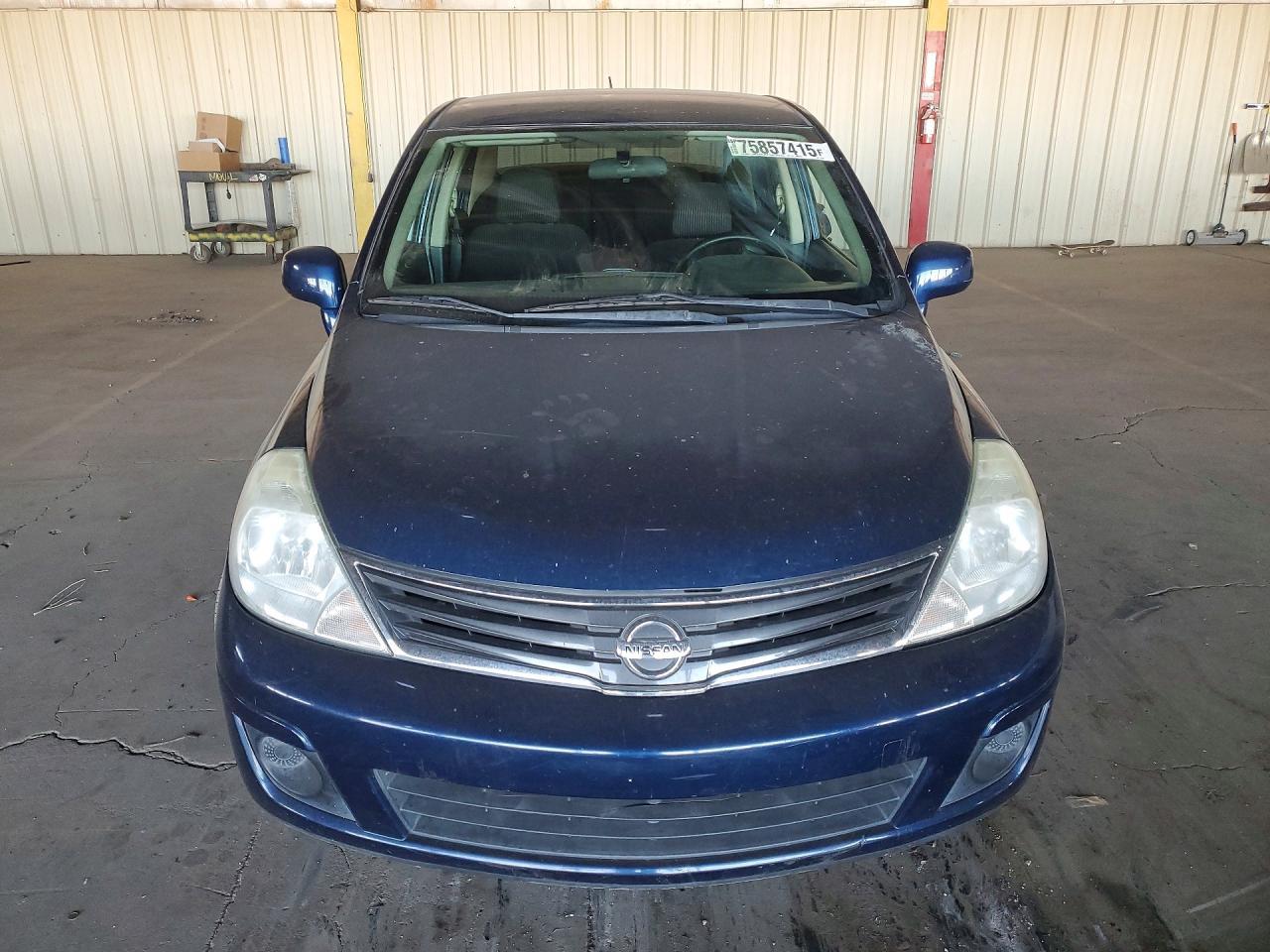 2011 NISSAN VERSA
