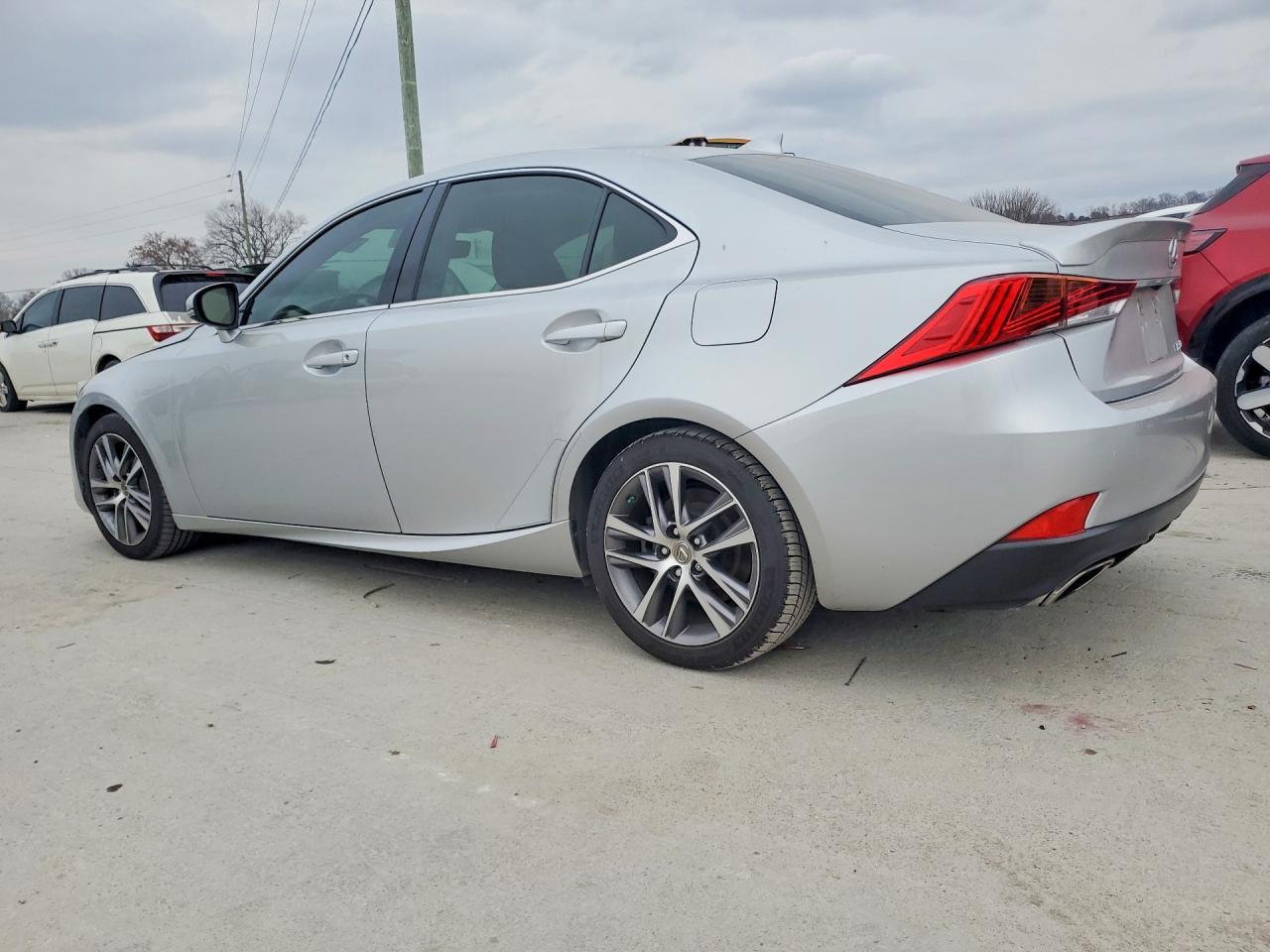 2018 LEXUS IS 300