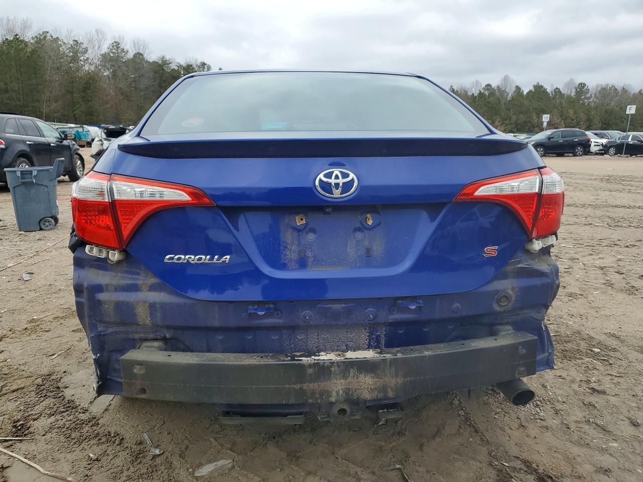 2015 TOYOTA COROLLA