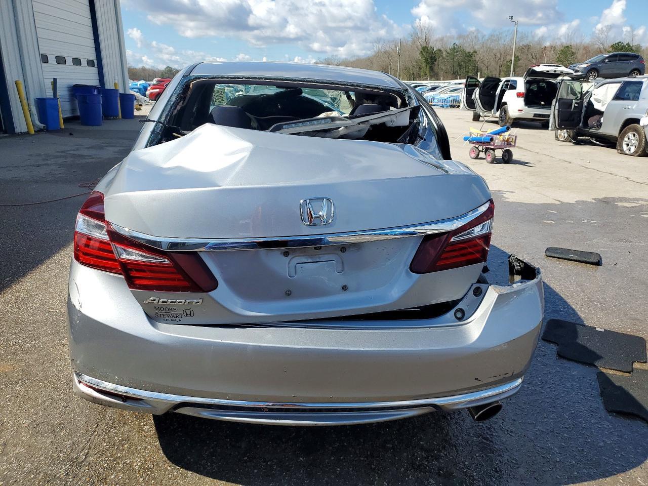 2017 HONDA ACCORD