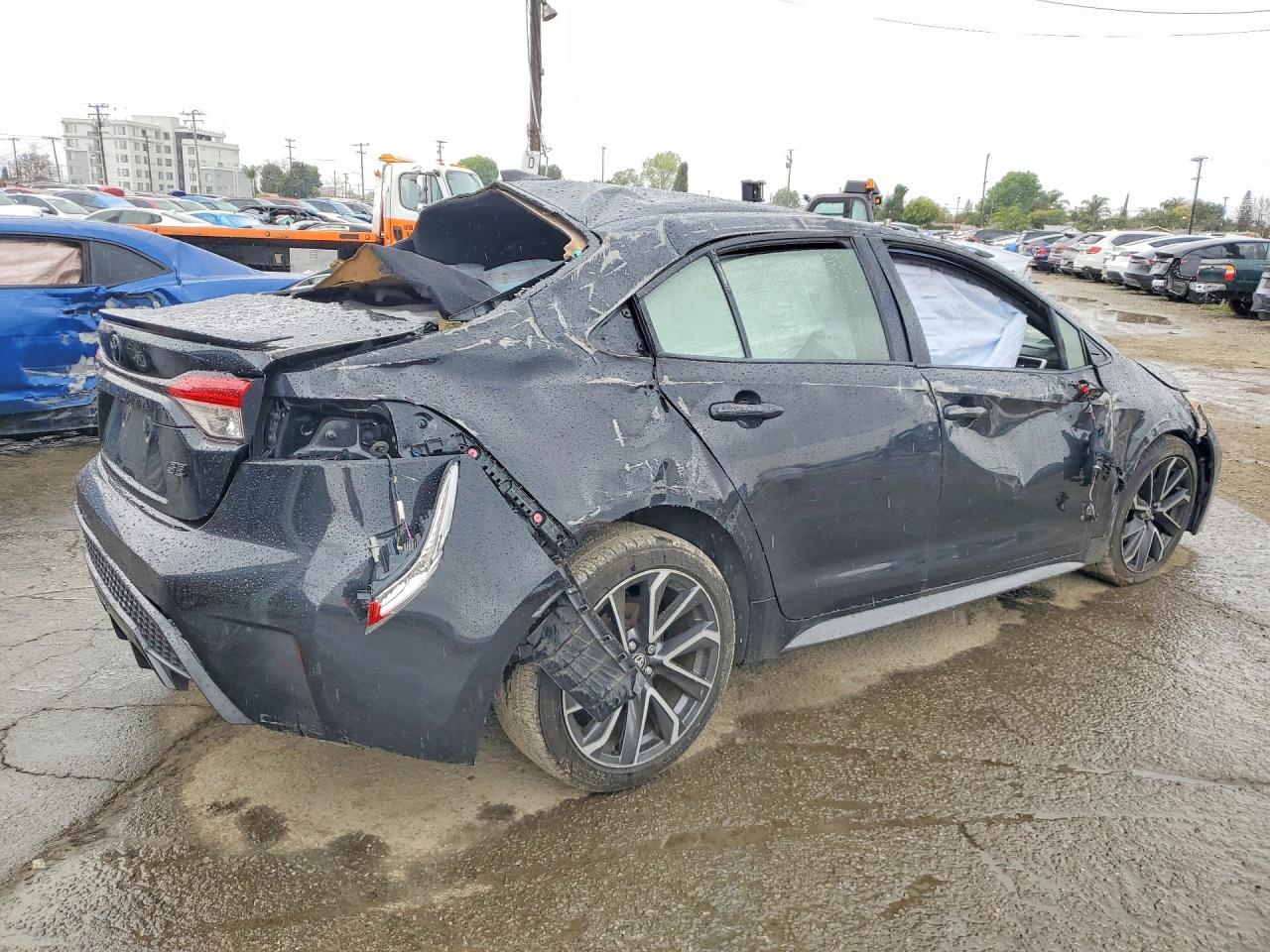 2021 TOYOTA COROLLA
