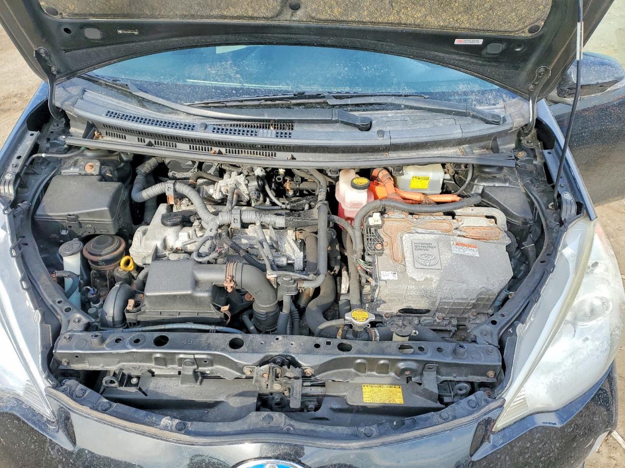 2013 TOYOTA Prius c