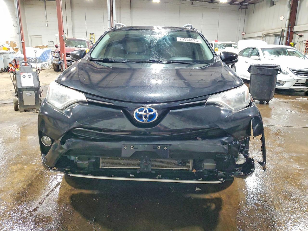 2016 TOYOTA RAV4