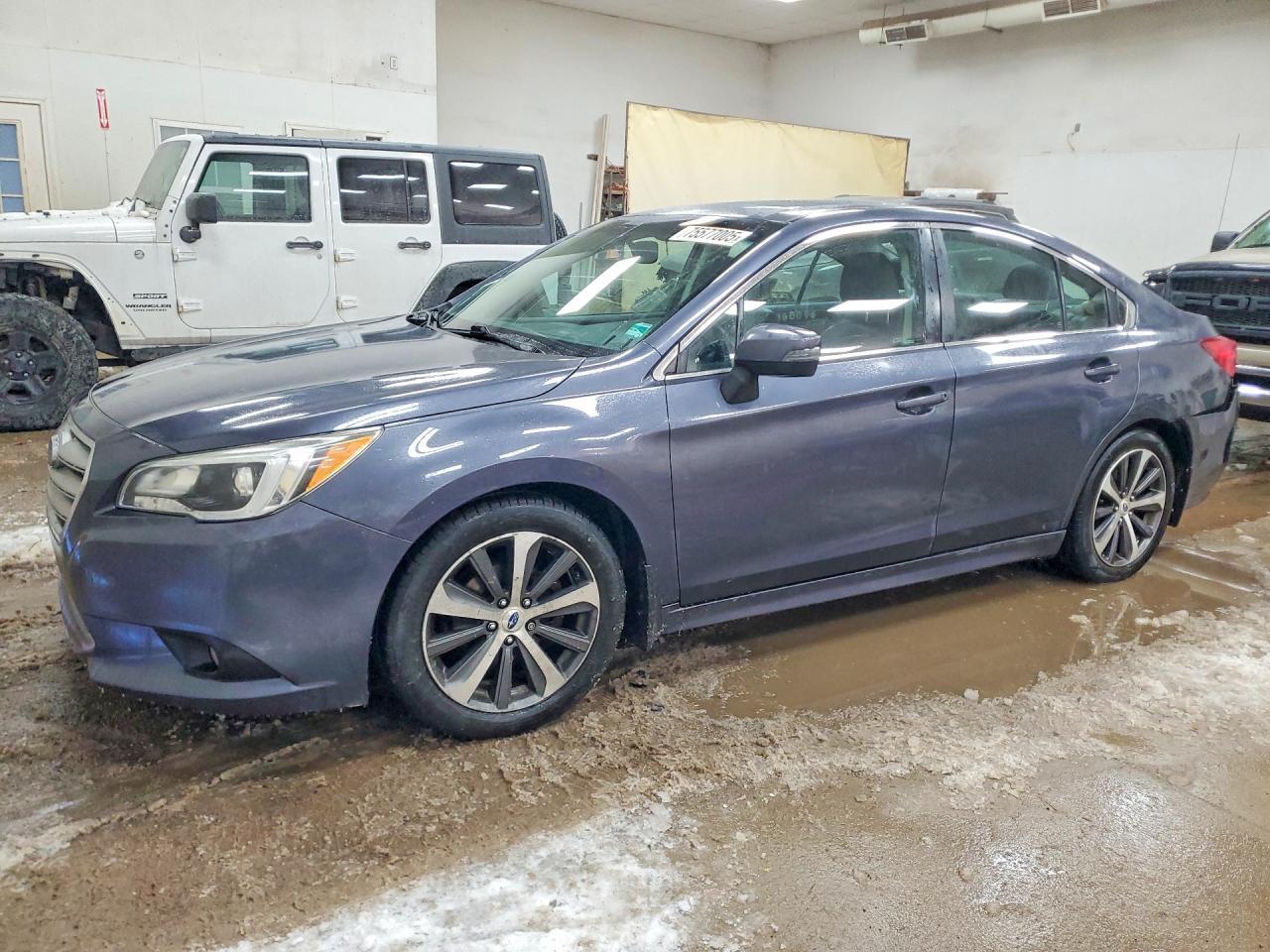 2015 SUBARU Legacy